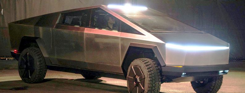 MunroAssociates's tweet photo. Sandy #Munro Discussed the #Tesla #Cybertruck with #EforElectric. View the segment here: https://t.co/Qt4yLUqBDG https://t.co/Ke1N2xejZx
