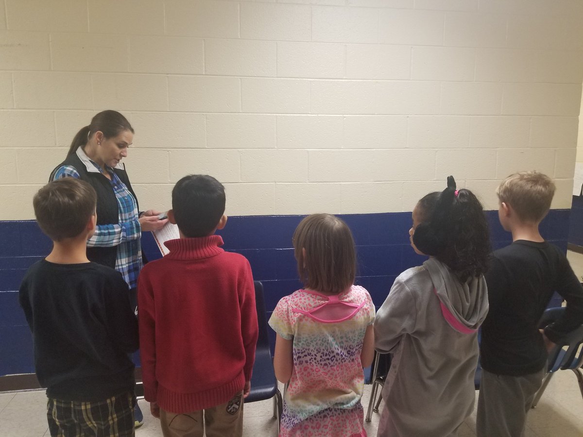 SharonFerrar's tweet photo. Ms. Otte's class is enjoying their holiday party. They miss you @OtteAllstars https://t.co/DDQvFYy2a8
