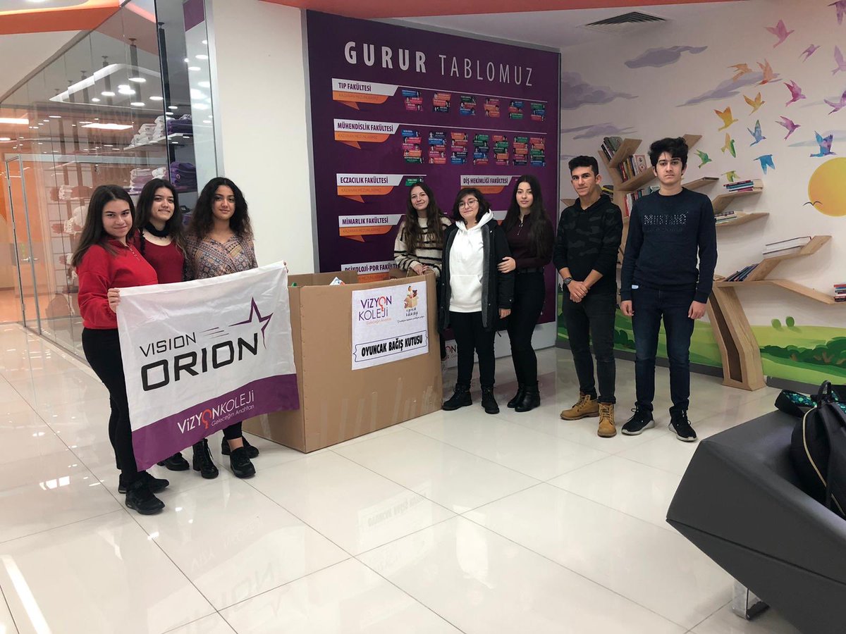 Orion robotik olarak köy okullarına göndermek üzere oyuncaklarımızı topladık. Yardım eden tüm öğrencilere ve ailelerine teşekkürlerimizi sunarız.
#frcturkey #frc #vexrobotics #orionrobotics