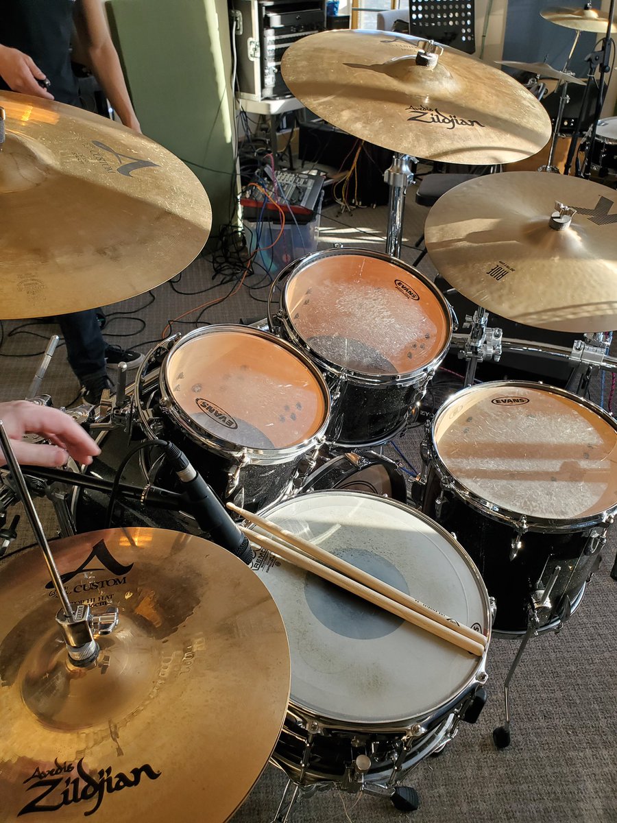 RooftopStatic's tweet photo. Hey folks, as many of you are, Rooftop Static are thinking of New Years resolutions....work out more, eat healthier, and create more music. Well, what comes After Hello? (our 2017 debut album). The answer is our second record, due for release in 2020. Drum tracks laid down. https://t.co/412YzgwMn9