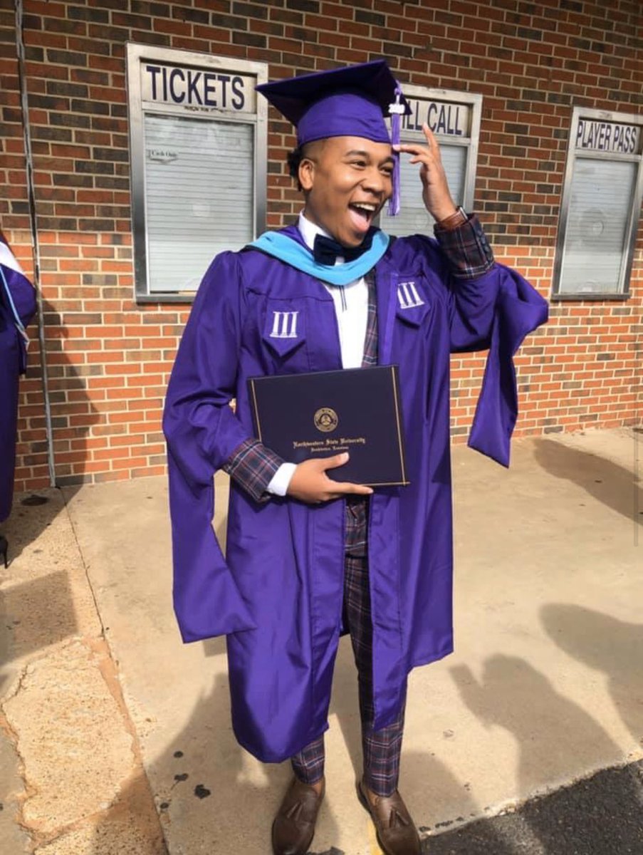 jayrachad__'s tweet photo. Jaylon Rachad Lewis, M.A. 👨🏾‍🎓😈🤘🏾 https://t.co/mlWFJ9Amcb
