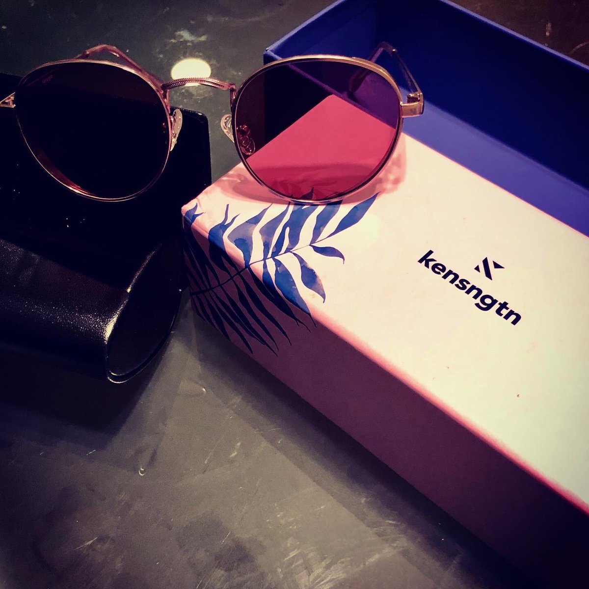 EmpressOfWeHo's tweet image. Omg just got my new #MilanRose kensngtn.com sunglasses and they look #BombAF. Feeling and looking amazeballz on this #FreshFriday! Also great deals going on rn celebrating their birthday see last image for details.
