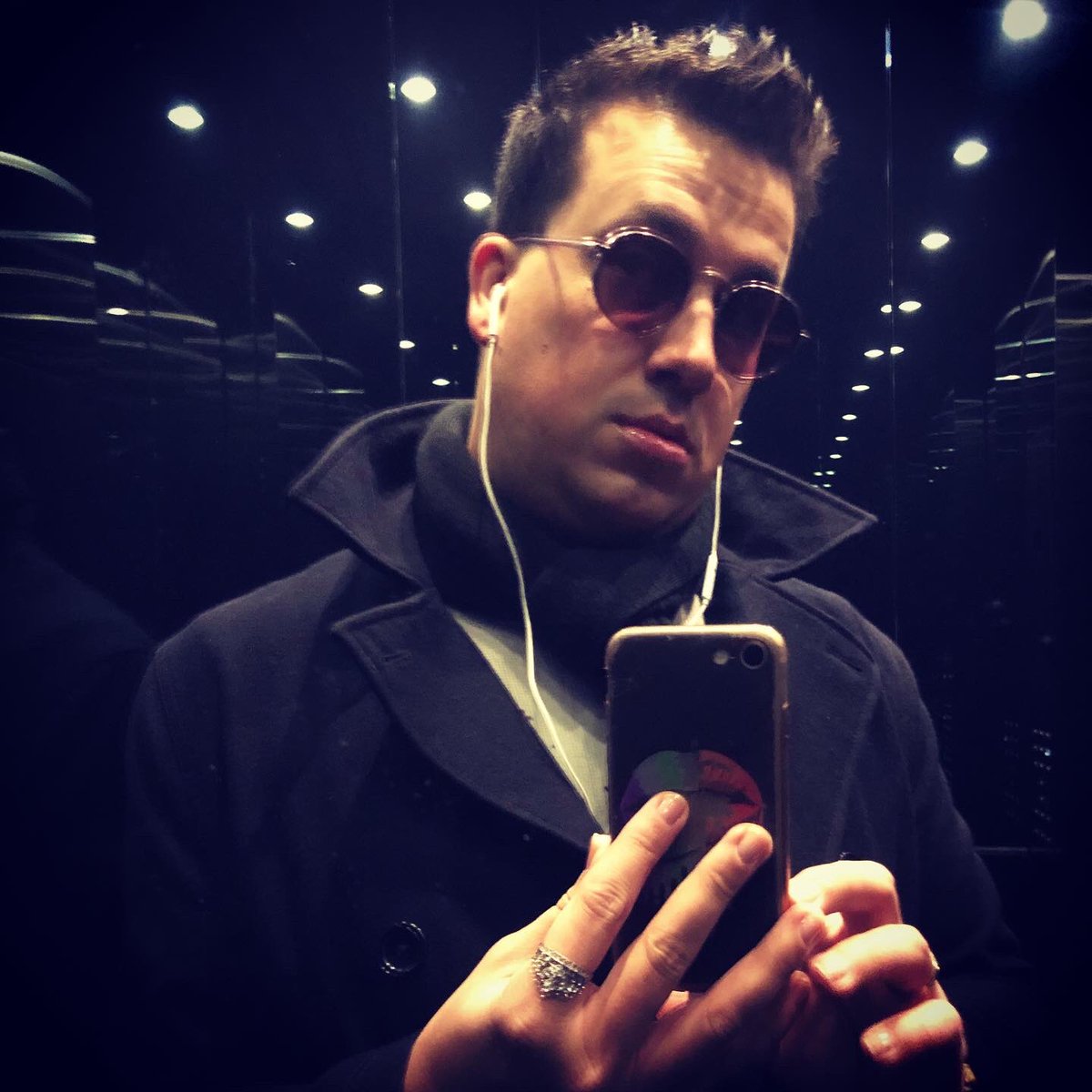 EmpressOfWeHo's tweet image. Omg just got my new #MilanRose kensngtn.com sunglasses and they look #BombAF. Feeling and looking amazeballz on this #FreshFriday! Also great deals going on rn celebrating their birthday see last image for details.