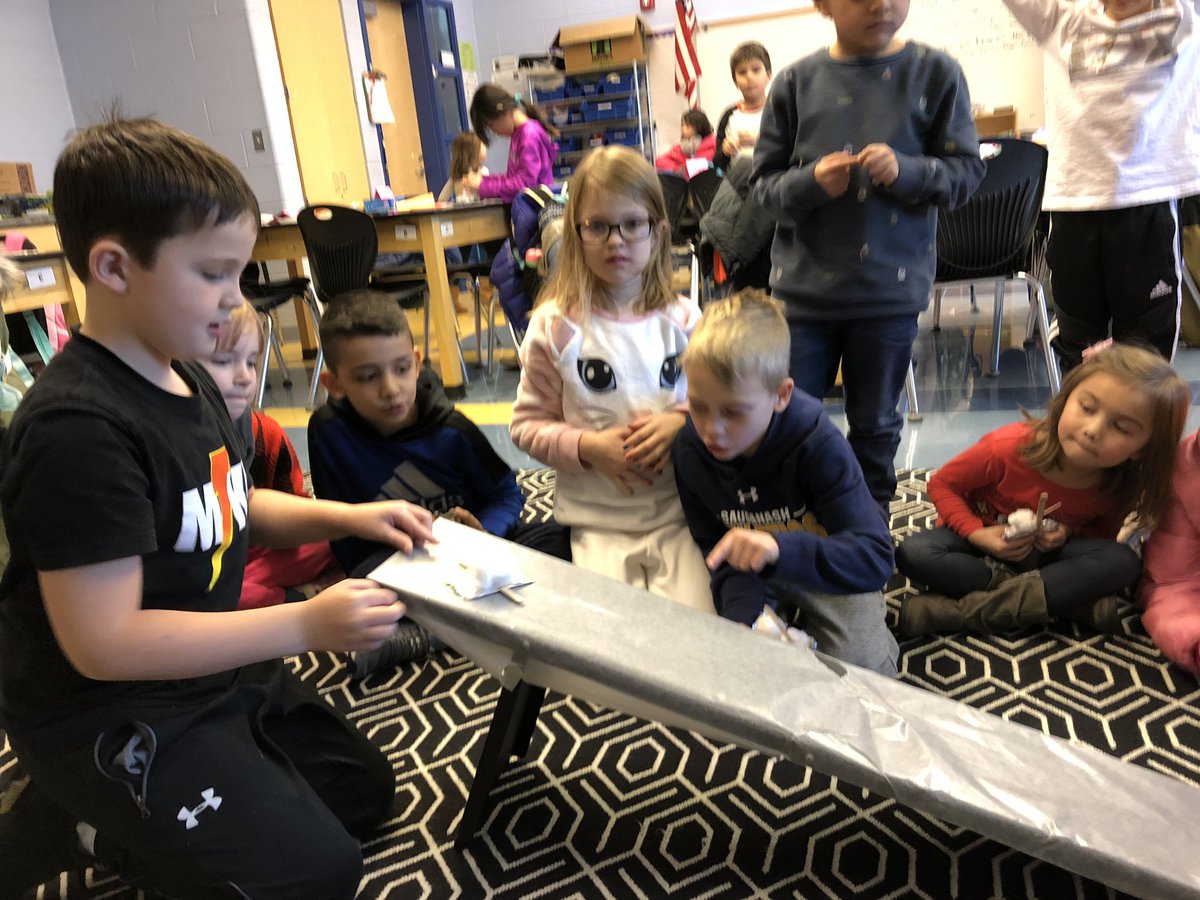 Hallie Askuvich tweet media