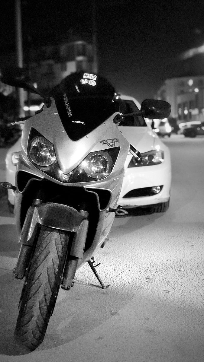 emreakdoan6's tweet photo. #honda #600f https://t.co/N0sEHbDVIw