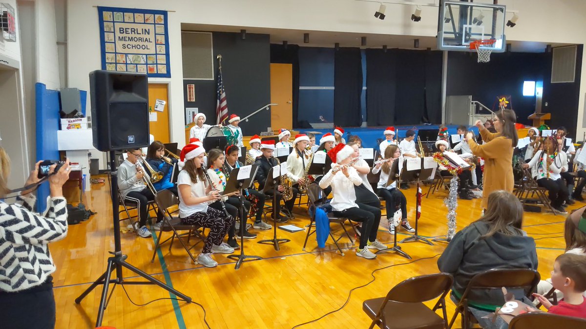 berlinmemorial's tweet photo. Grade 5 band rocking the house at BMS! https://t.co/TCf3pdbEHq