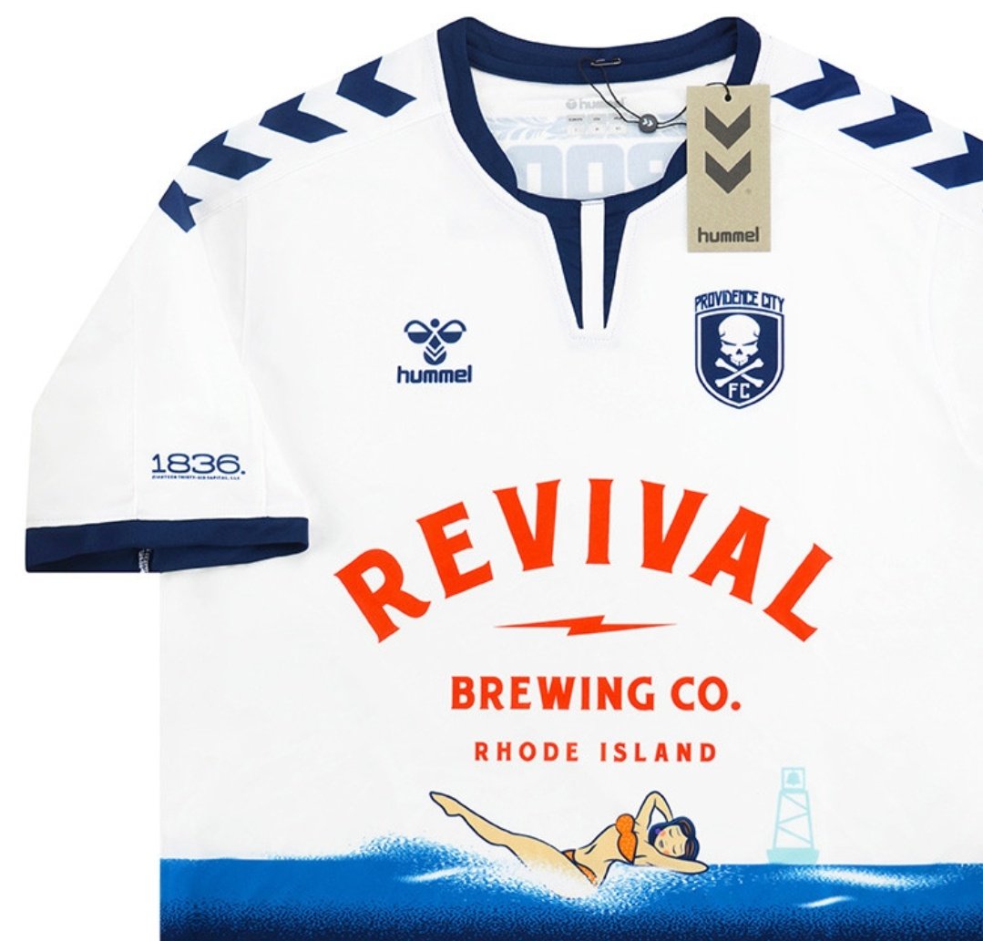 The_Kitsman's tweet photo. This was once available at @classicshirts , did anybody pick this stunning shirt up?
#HummelWeek๐
๐ https://t.co/0FtygDgGmF https://t.co/eyb1h7JY6n