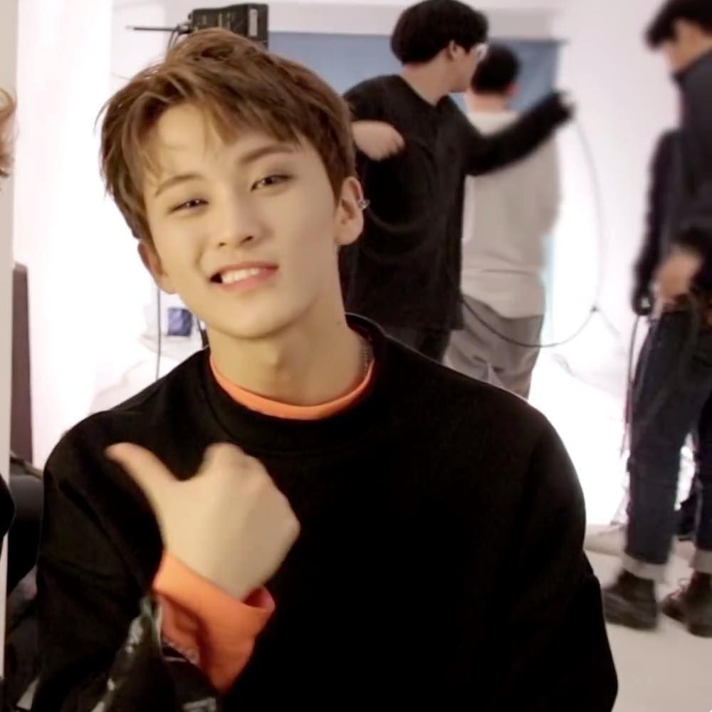 _143RPG's tweet photo. ♡ Mark,, 
♡ @markL_143 https://t.co/V2RRNJbZla