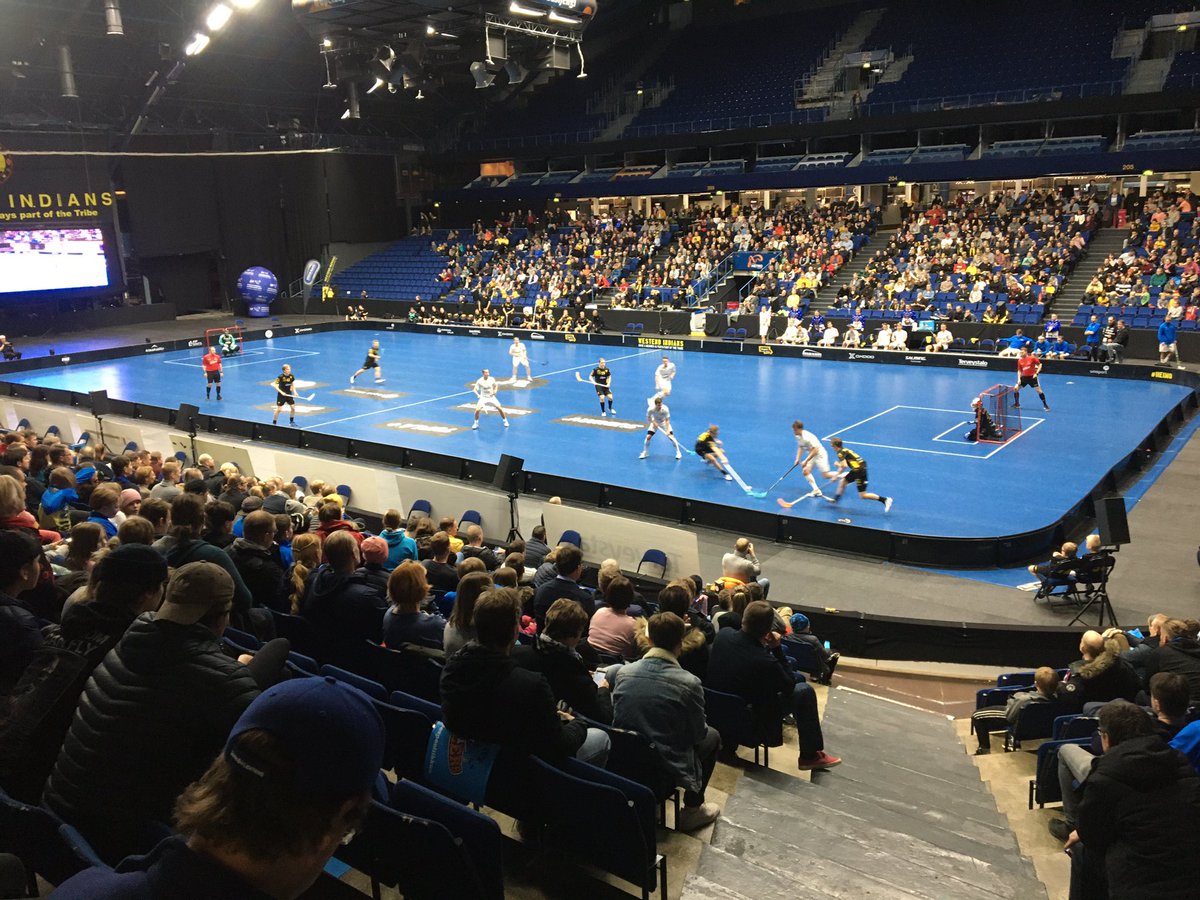 Huippusalibandyä isoon tyyliin <a href="/WestendIndians/">Westend Indians</a> - <a href="/EsportOilers/">Esport Oilers</a> , mutta missä <a href="/GInnebandy/">GrIFK salibandy / innebandy</a> fanikatsomo? #espoo #espooliikkuu #salibandy #floorball