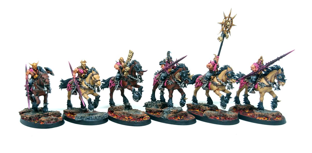 Darth_Alec's tweet photo. #SlavesToAdvent today is showing off a 24-in-one! My Slaanesh Marauder horsemen were built in units of 6, for narrative reasons of course. They robbed the Hellstriders for bits, as well as masks from Sisters of Slaughter. Great little chaff unit too! #Everchosen https://t.co/duZ5zDSszs