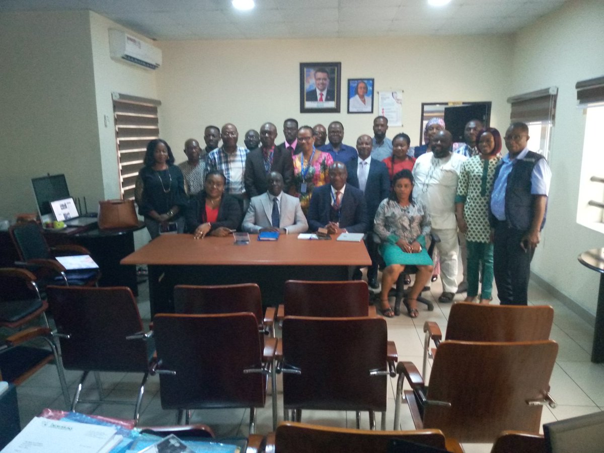 Luchi _Gloria tweet media