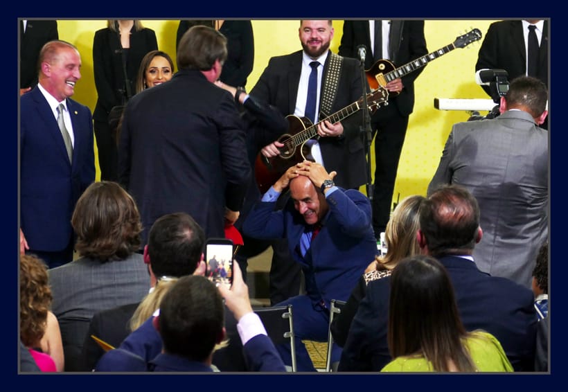Na festa de Natal de Bolsonaro no Palácio do Planalto, o general da ativa Luiz Eduardo Ramos Baptista Pereira, atual mini... | Blog do Noblat | Scoopnest Na festa de Natal de Bolsonaro no Palácio do Planalto, o general da ativa Luiz Eduardo Ramos Baptista Pereira, atual mini... | Blog do Noblat | Scoopnest
