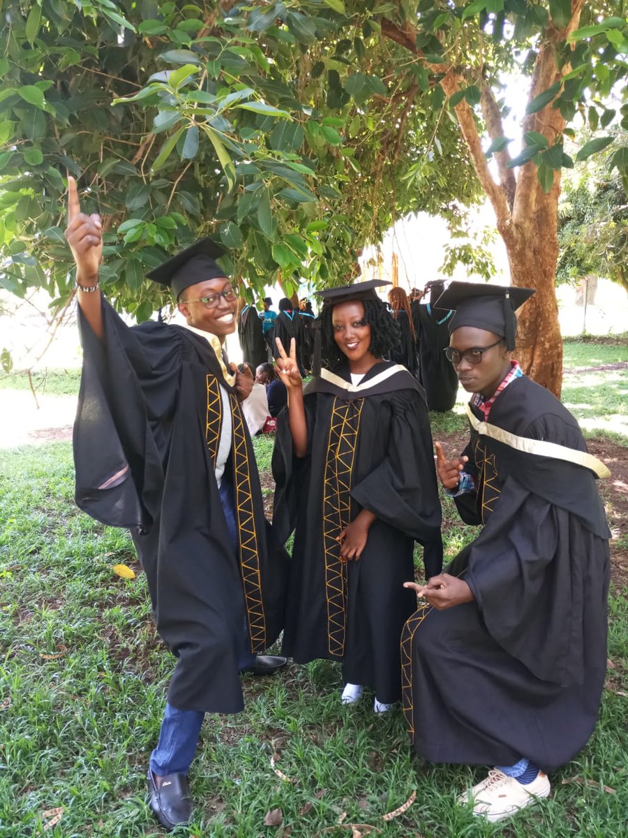 maggie_wangeshi's tweet photo. Le team ππ
@KavoiSimon @Muindi_Ronn
#KU47thGraduation https://t.co/XdCMNNjwIR