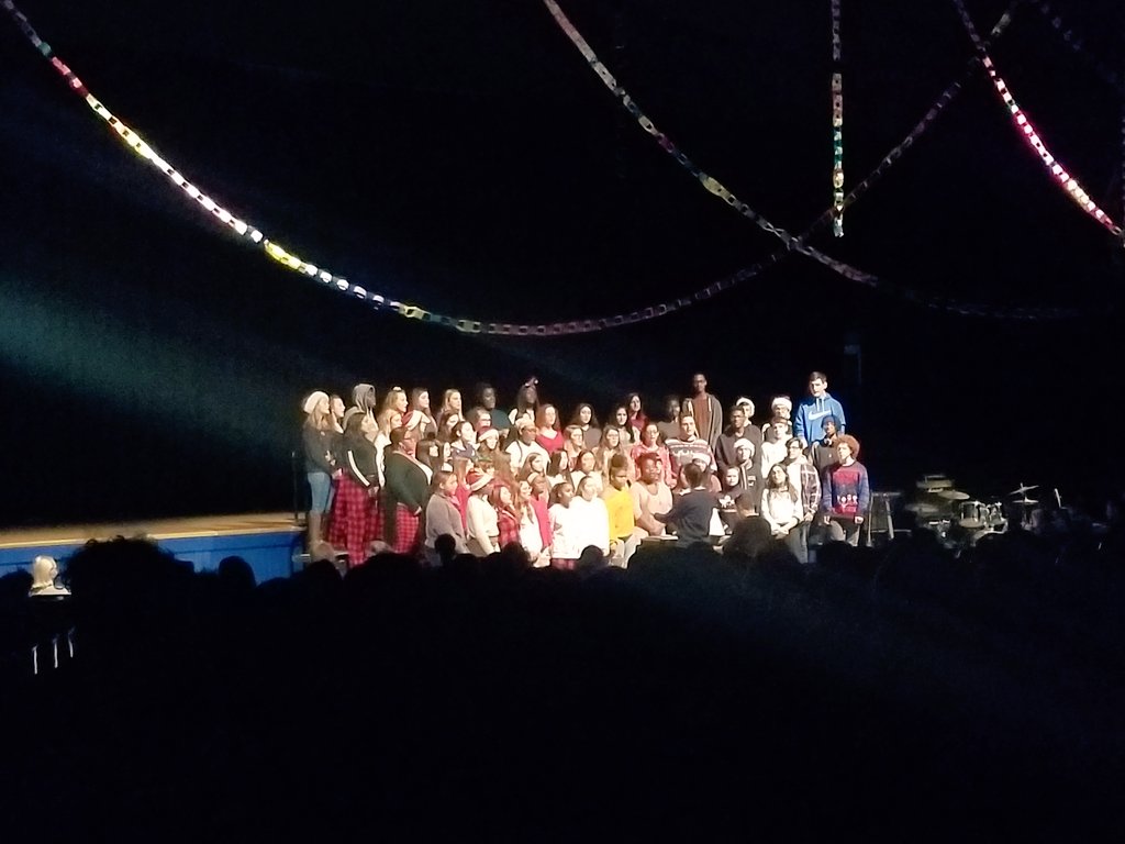 Hall_Pride's tweet photo. PHHS Winter Festival was a huge success. Thank you to all the performers and staff who participated. Have a restful break! #HallPride #celebrate #talentedstudents @PerryPtsa @CraigTReed_PHHS @hs_hall https://t.co/3C29gE9jTz