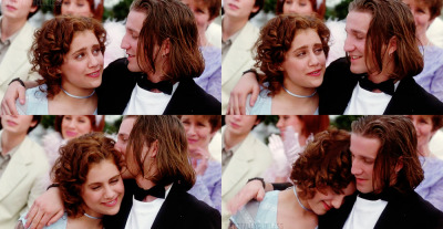 PhoeboBuffay's tweet photo. @breckinmeyer ♥ https://t.co/iZijGomUBl