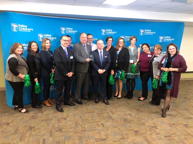 ToddSuntrapak's tweet image. I am excited to announce that @CareForKids has been recognized by the @LeapfrogGroup as one of the Top 10 Children’s Hospitals for patient safety and quality in the country. #FuturesWorthFightingFor 
valleychildrens.org/quality-and-sa…