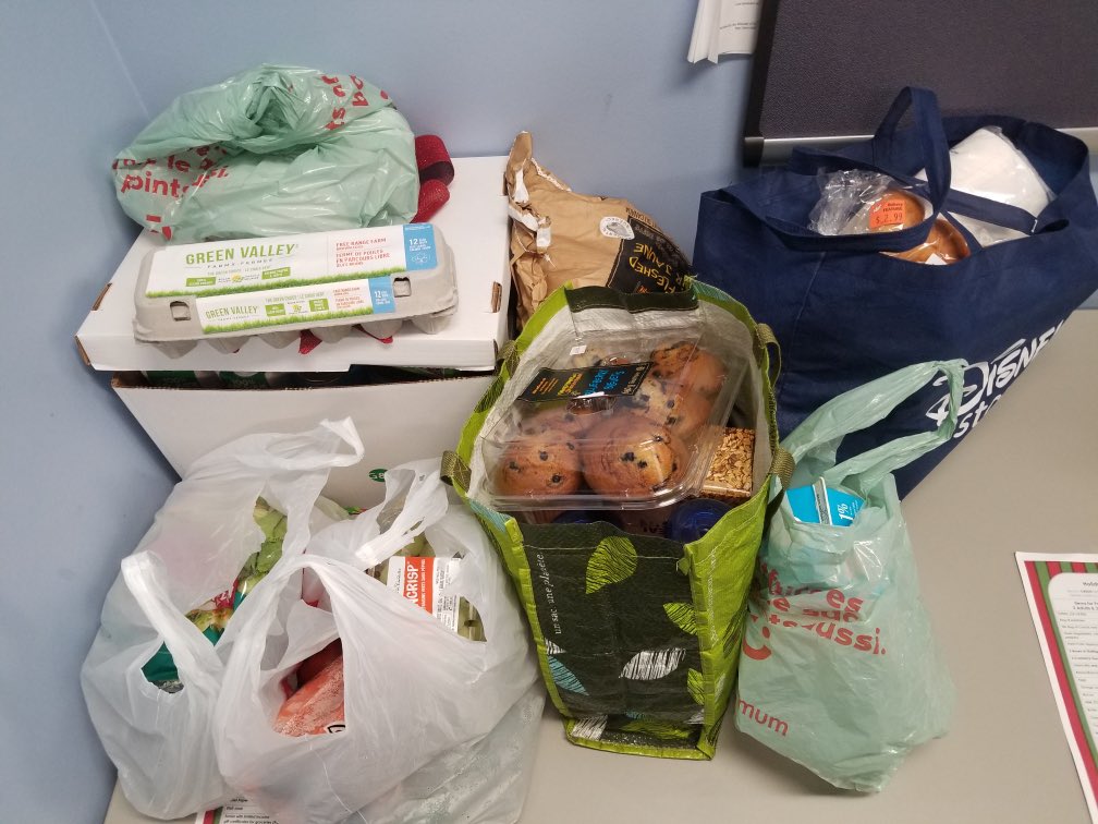 MfClavijo's tweet photo. For the 4th year in a row, @environmentca Pan-Canadian Framework Implementation Branch (PCFIO) provides holiday hampers, toys, and clothes to families in town. So proud to work with these excellent, committed, and generous unicorns! #ECCCFamily @CS_Exchange #holidayspirit https://t.co/Nxh8Bj3RYq