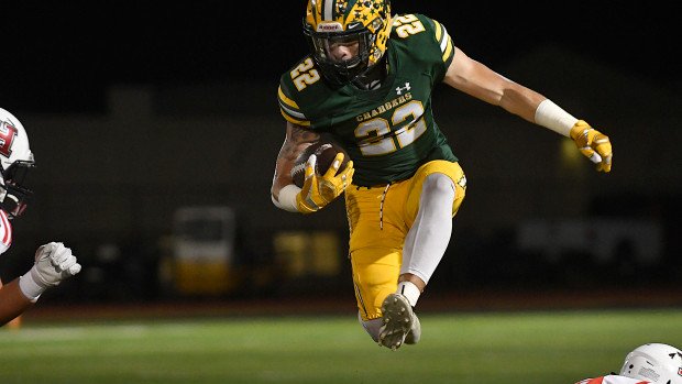 Congratulations to DB @tanner22nelson on being selected to the O.C. Register's All-County Team! #proudtobeacharger  ocregister.com/2019/12/20/all…