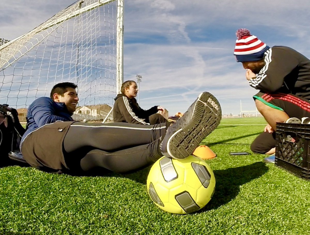 Coach_Obed's tweet photo. Hey @Gera_Alvarez19? How about we train some goalkeepers on this winter break? What do say Saturday, Sunday, Monday, Tuesday? I have nothing to do.  Coaches, who do you have for us? @RevolucionGK1 #winterbreaktraining #highschoolsoccer https://t.co/nL5cyNk9be