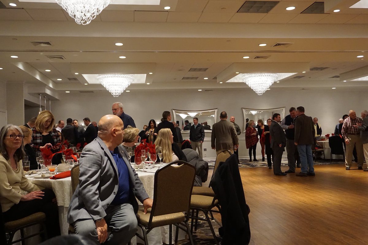 CnPcrew2016's tweet photo. It’s definitely starting to feel like Christmas! Thank you to the Toms River Republican Club for having us at their Christmas party last night! #UnforgettableSound https://t.co/eOzgyZjnHH