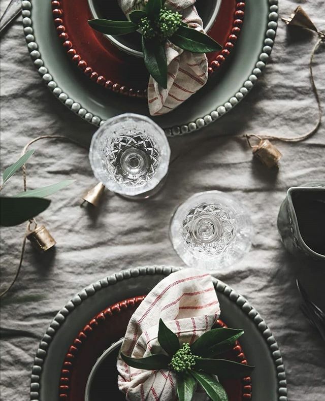 dDesigned's tweet photo. Fantastisk fin dukning av @potteryjo #inspiration #potteryjo #duka https://t.co/GQ1mIikPaj