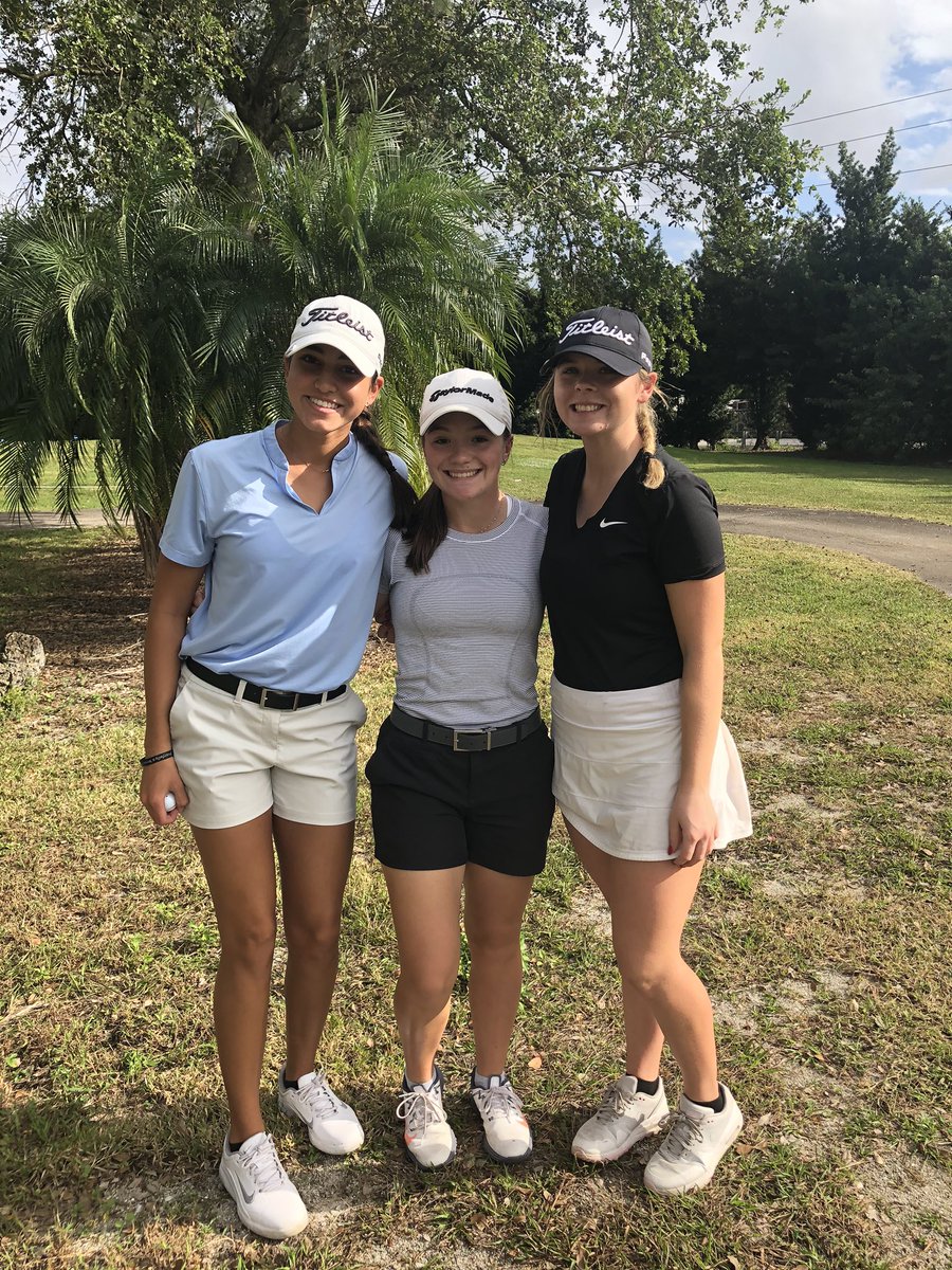 alexis_mcmurray's tweet photo. Thank you Woodlands CC for hosting the @DixieAmateur this week in FLA! It was nice to get back out on the grass. Though I missed the cut by 1, this great field of players provided me with opportunity to learn and grow! Looking forward to getting back to work! #bettereveryday https://t.co/3roMhxPmfL