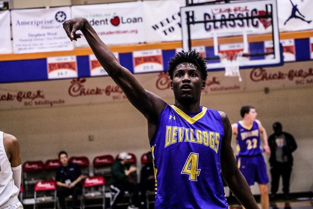 RNESaber's tweet photo. 7:47 left in the first half of Game 4 in the American Division of the @CFAClassic. The @WeAre_TR Devils Dogs are leading 25-16 against the @CannonMBB Cougars (Photo By: Jay Price) https://t.co/66jIdSiDlu