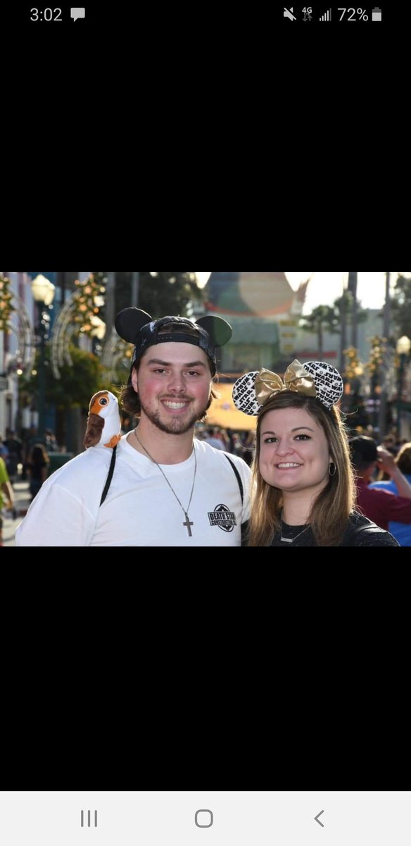 fluffster38's tweet photo. She probably thought i was done posting pictures but nope. Here ya go babe @SydneySchoentag https://t.co/DYuWTbSHKx