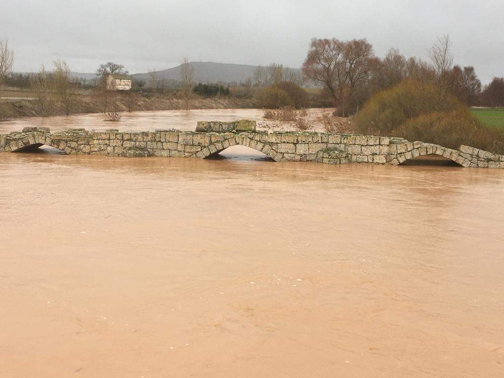 #Burgosenelmundo #Burgos #España
Río Brulles a su paso por Sasamón #Burgos
por Daniel Miguel Martin