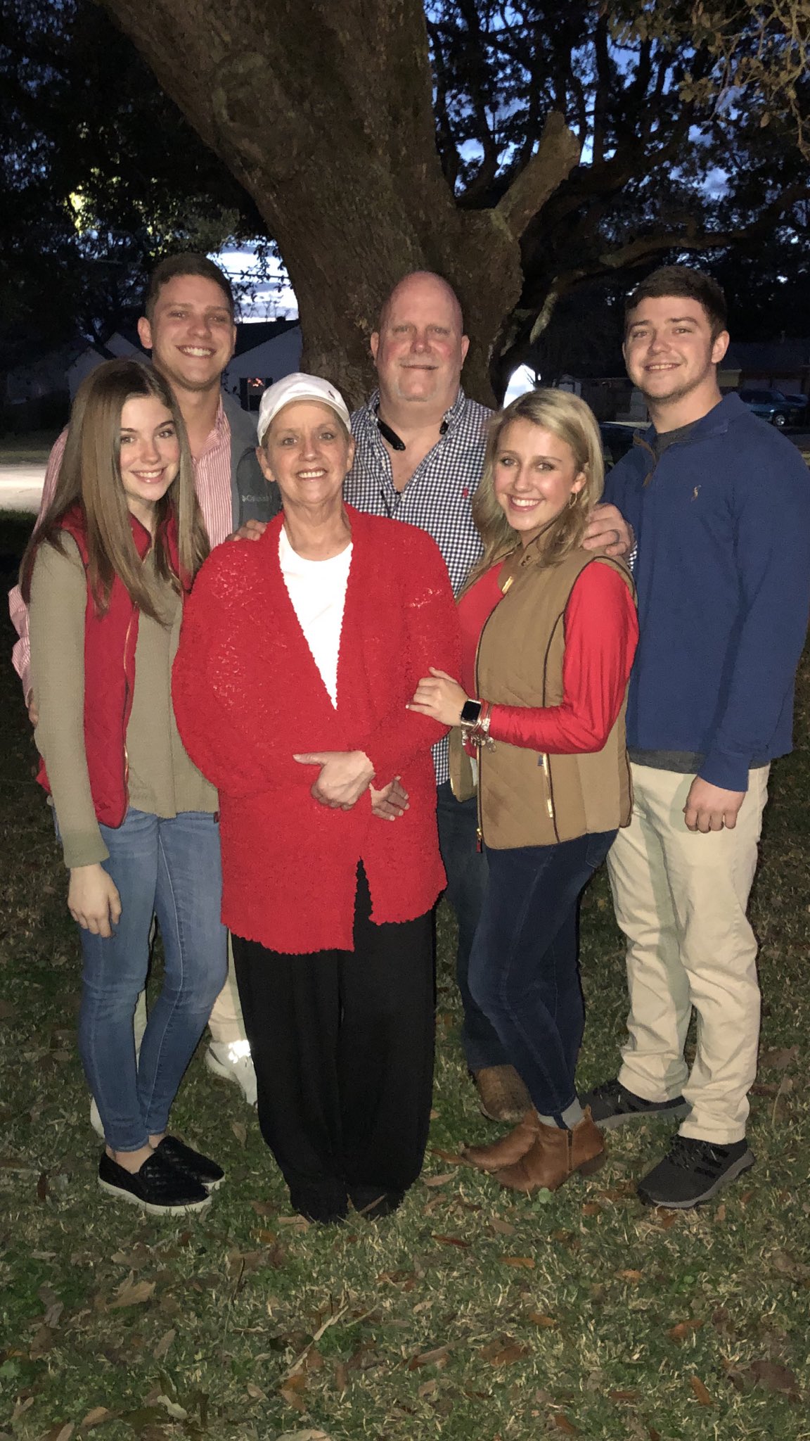 trista hughes على X: a couple of days ago i lost my bestfriend, she was  the strongest person i ever met she was battling cancer for almost 4 years  and she did