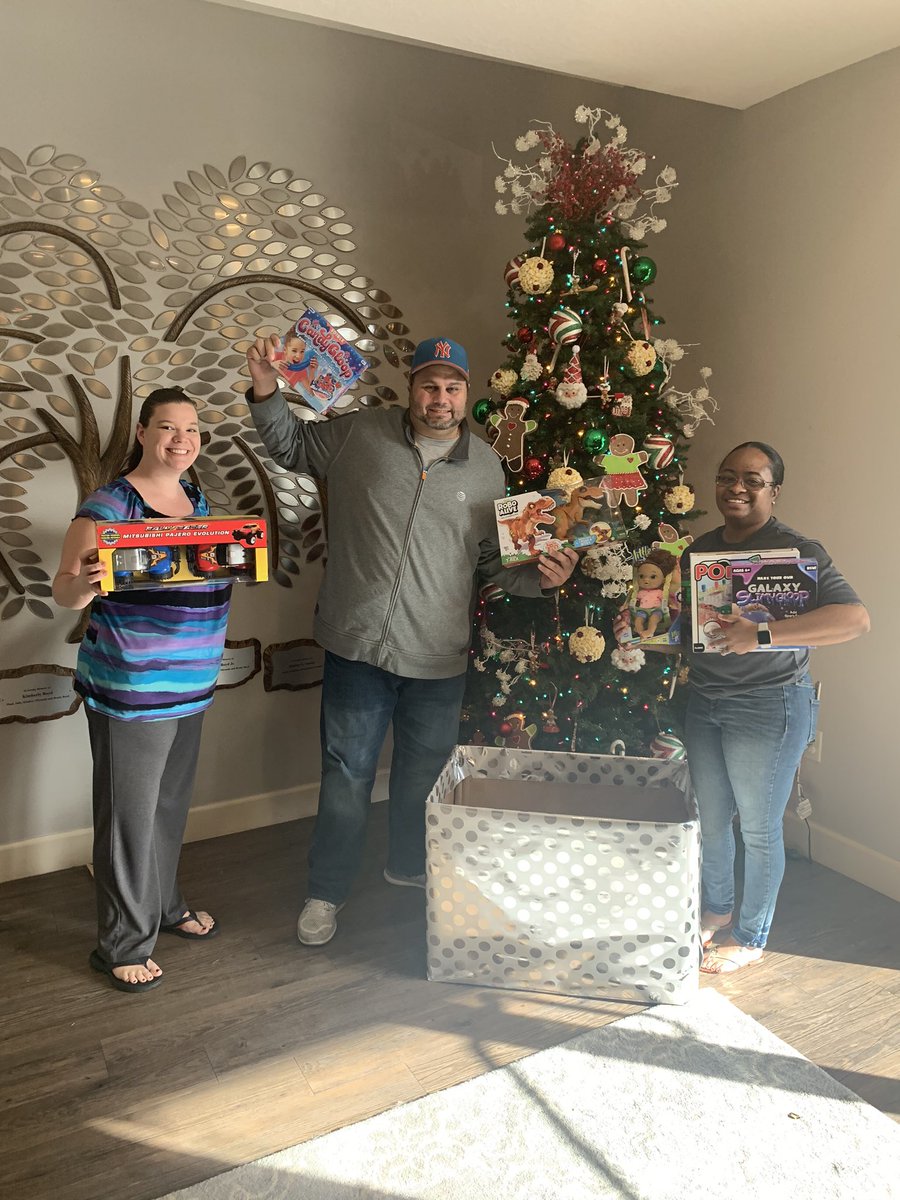 SteveNeveils tweet media