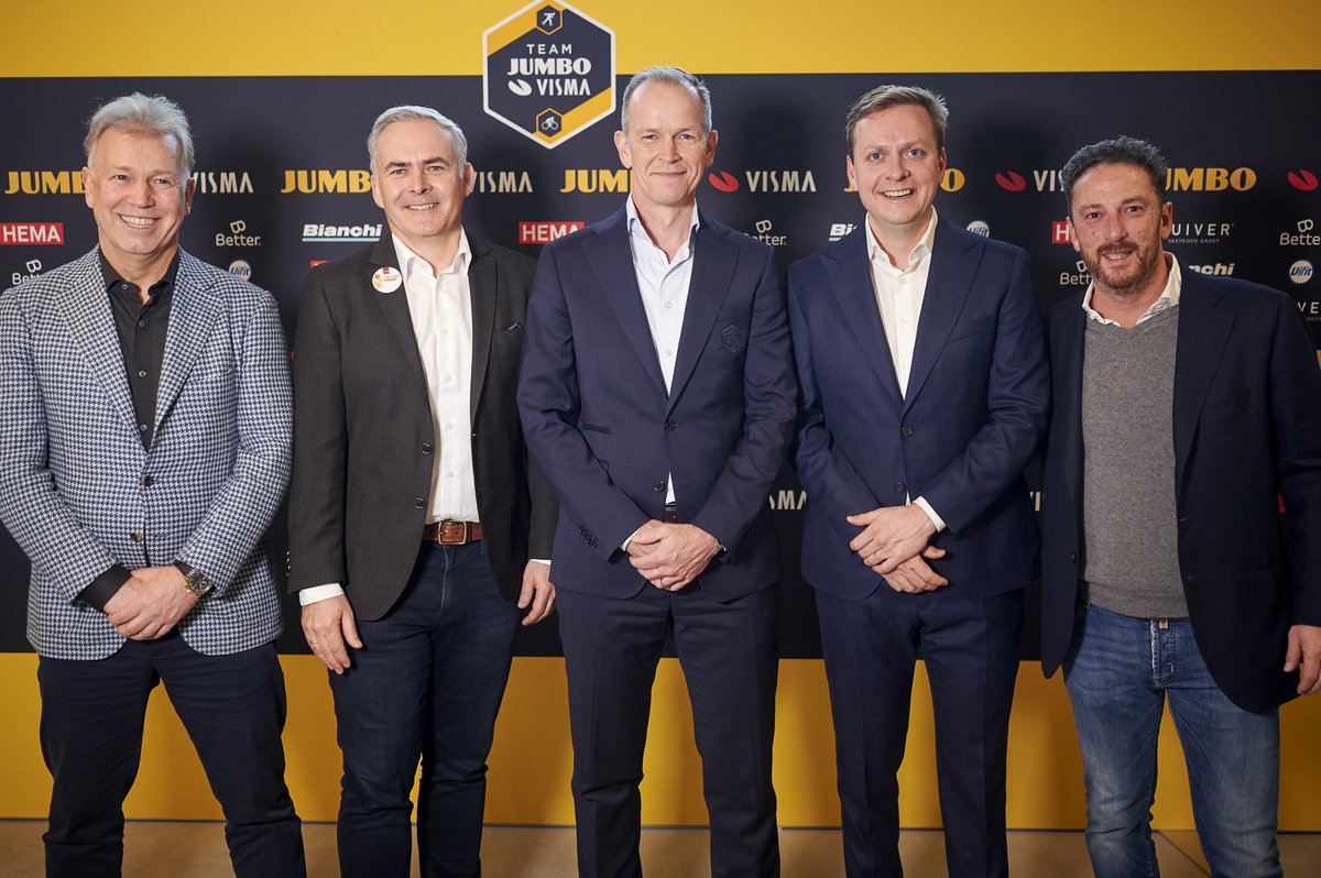 Een topteam op de weg 🚴🏻‍♂️, maar na de contractondertekeningen 📝/ verlengingen vandaag van <a href="/HEMA/">HEMA</a>, <a href="/UnileverNL/">Unilever Nederland</a>, <a href="/Heineken_NL/">Heineken NL</a> en Zuiver ook een topteam aan sponsoren @Team_JumboVisma👌🏻#samenwinnen