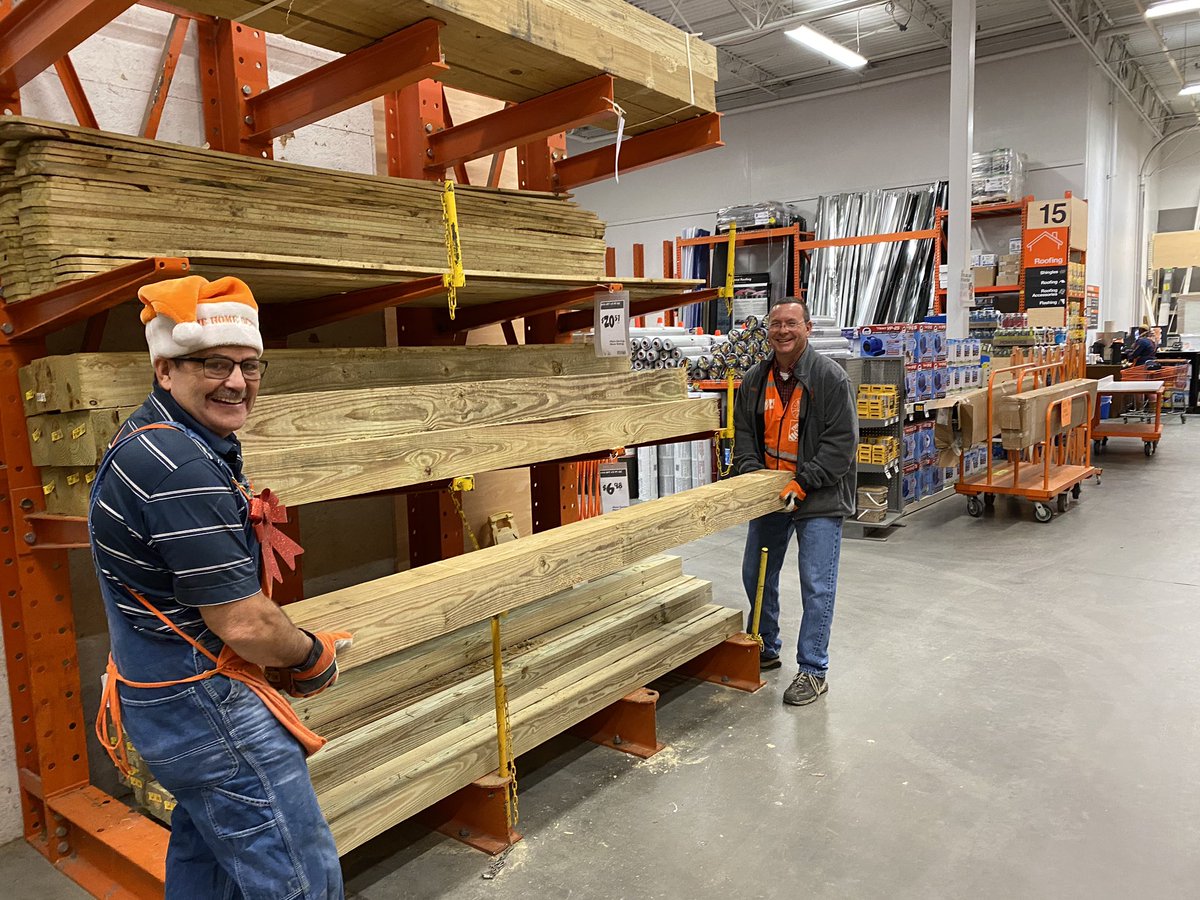 Great job on the team lift by Mark and Richard!!!!