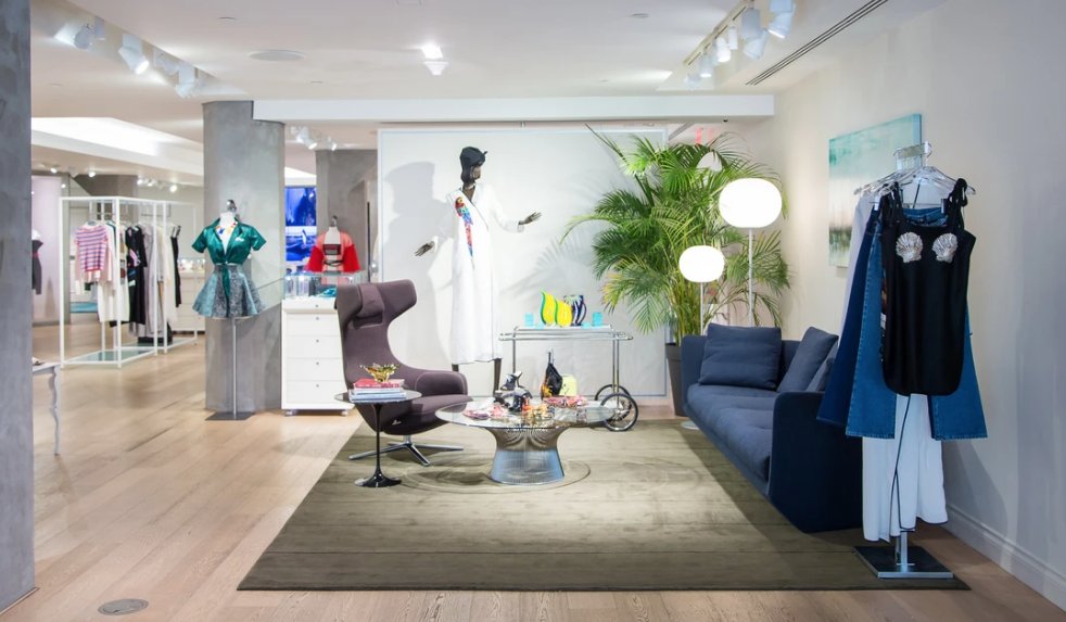 Secret Location tweet media