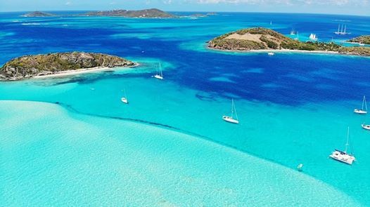 caribcharter's tweet photo. Do you need more convincing? Book your next #vacationofalifetime on a private motor yacht now! #caribbeanaffordablecharter #TobagoCaysMarinePark #SVG #TheGrenadines #BestCaribbeanIslands #turtles #snorkeling #diving #vacationmode #chill https://t.co/B2Z5AAxhGD