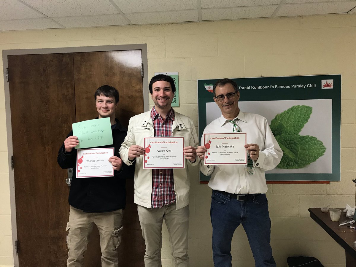 MaleczkaC's tweet photo. Chili cook off and Christmas celebration for the Maleczka group! https://t.co/uM1kFZRCkM