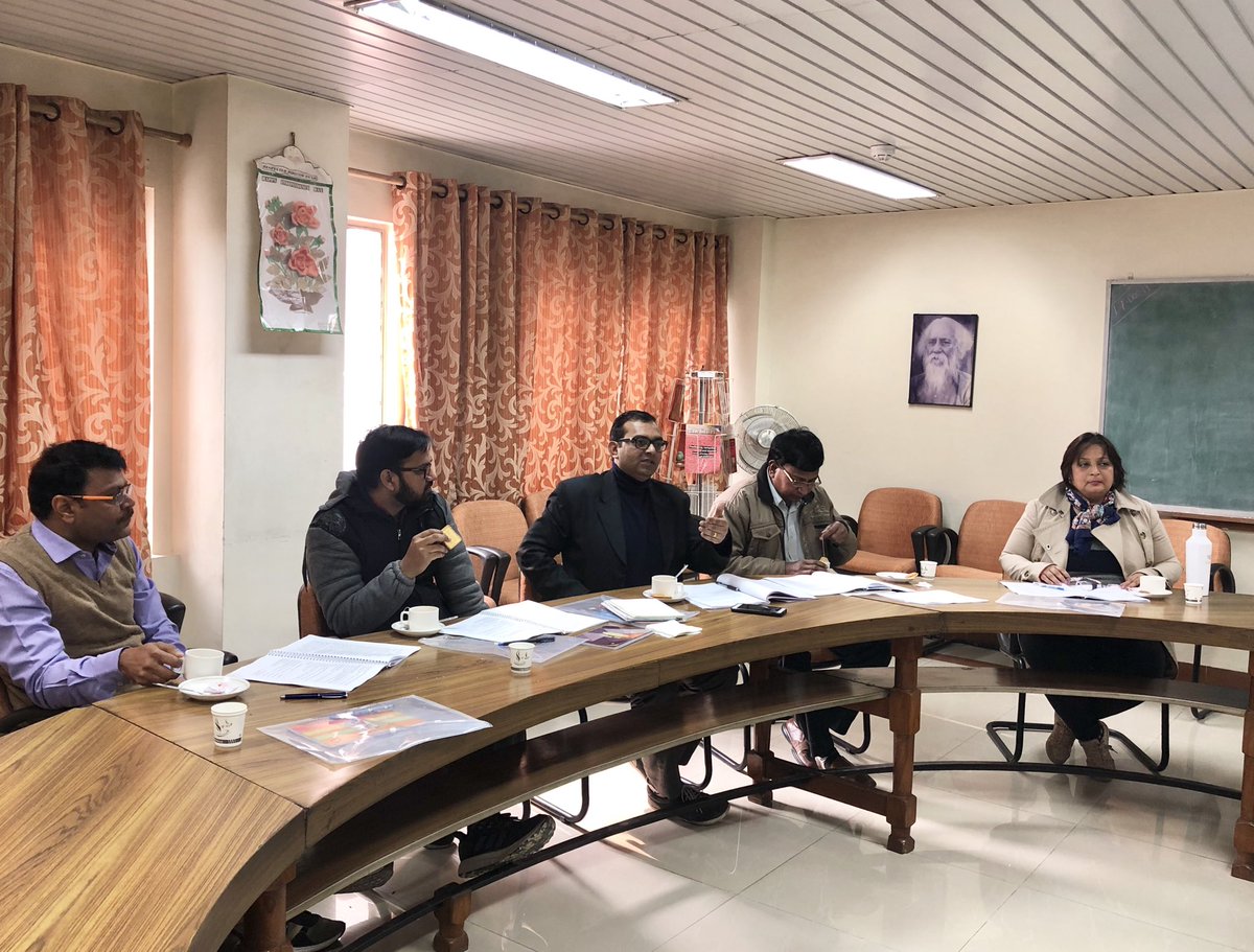 indranibhaduri's tweet photo. Divisional Advisory Board meeting....working on the proposals for the next year...articulating the ‘headlines’ #schooleducation #SDG4 #NationalAchievementSurvey #ImprovingLearningLevels https://t.co/C9zpMHyx7O