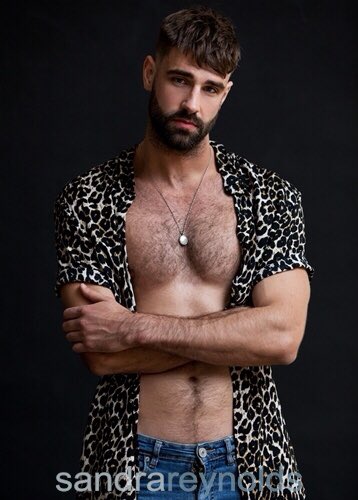 eadie11's tweet image. Joining me as my guests for #NR1Live tomorrow for @NorwichCityFC v @wolves are @JayEastoe NCFC Head of Academy  Athletic Performance, and @JakeWatson_TV self proclaimed model, who now regrets saying he would get a #TeemuPukki tattoo on his arse if he scored 10 Prem goals 😂😂