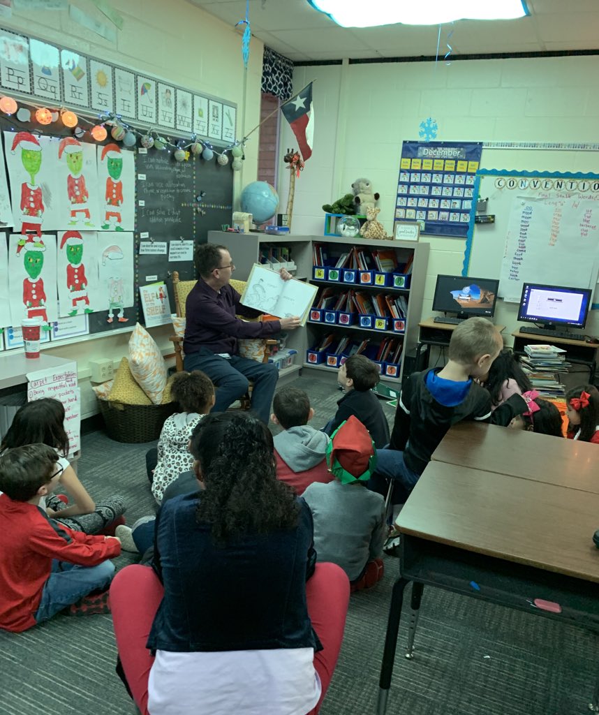 MsBush2022's tweet photo. Busy day for our class today. We had a guest reader, the annual sing-a-long, and of course our holiday party! Thank you @leadlearnerRS for being our guest reader this morning! #YearofWE https://t.co/2kimJYMjd7