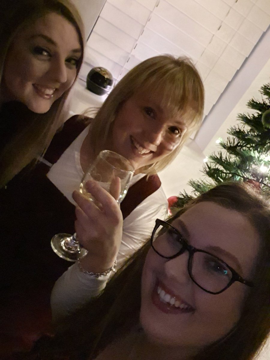 wivesontour's tweet photo. The wives are out for our christmas work do! - J #wifelife #merrychristmas #zizzis #sherristree https://t.co/j4DoJaulE7