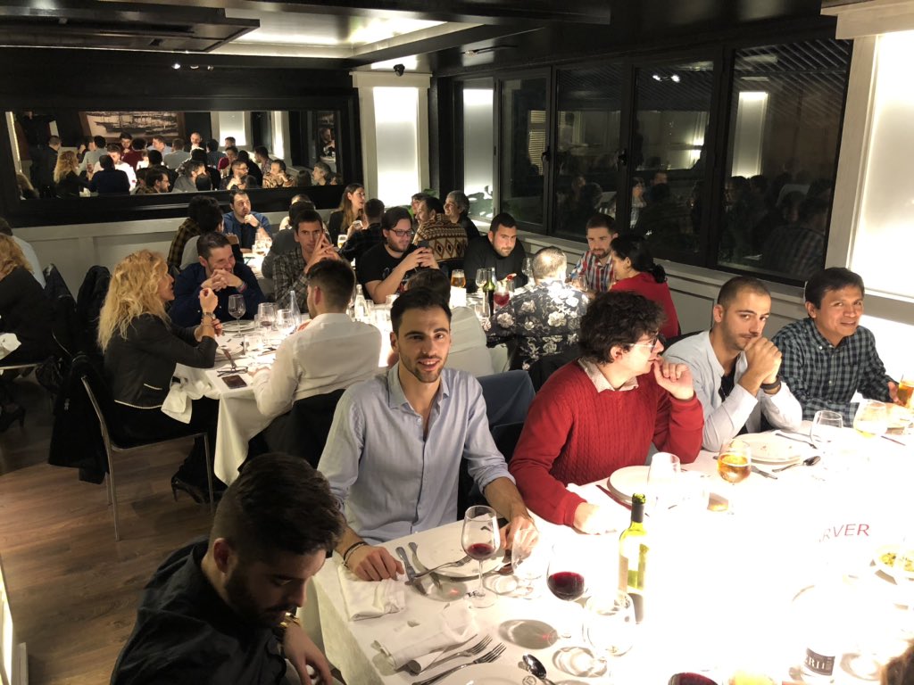 joseacortesra's tweet image. Otro año más la cena de Navidad de @carver_as  BCN