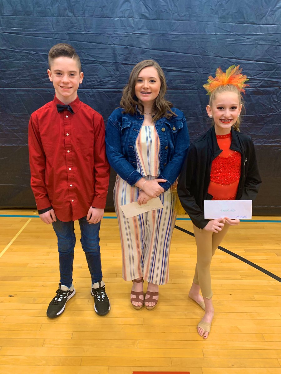 AshleyWoodBHMS's tweet photo. So incredibly proud of all of our Talent Show contestants and winners! They worked so hard and it showed! Congratulations!! #BHMSD #BHMS #RileyWeek #TalentShow https://t.co/yMcmmTdjkF