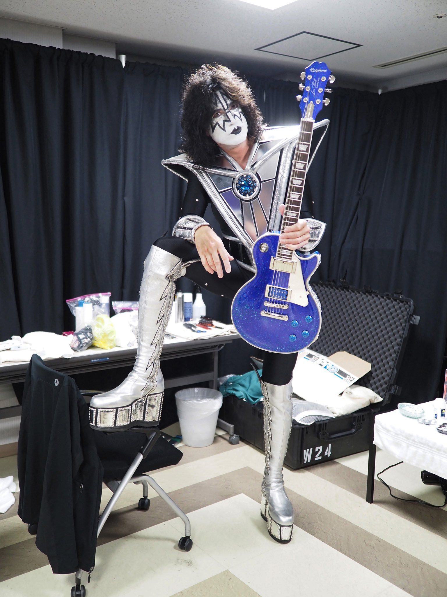 Tommy thayer epiphone blue deals