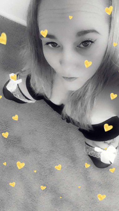 Feeling naughty #hornymilf #milfnextdoor #420goddess #freakmefriday https://t.co/0IOOOnDaPw<a href="/tag/hornymilf"class="tags">#hornymilf</a><a href="/tag/milfnextdoor"class="tags">#milfnextdoor</a><a href="/tag/420goddess"class="tags">#420goddess</a><a href="/tag/freakmefriday"class="tags"><span>#freakmefriday</span></a>