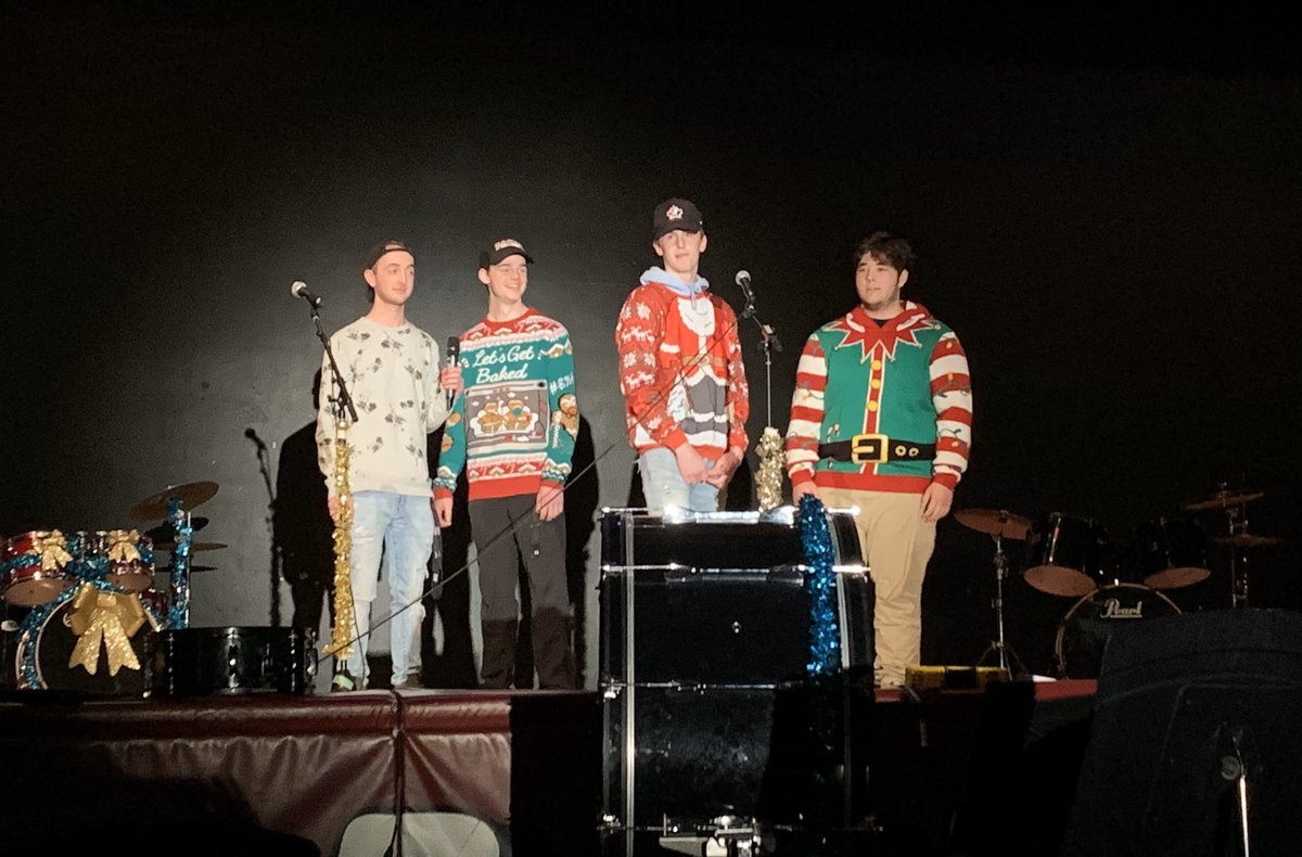 AW_PE's tweet photo. Thank you @BMarauders for supporting the performances at our Banting’s Got Talent #BGT19 @SCDSB_Schools https://t.co/29paqKhOJn