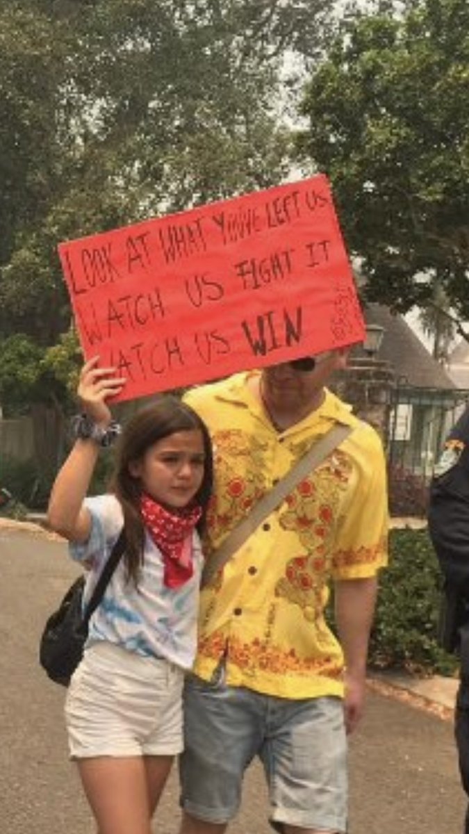 The boy on the left in the left pic is Leroy, he’s 16. The girl in the right pic is Izzy, she’s 13. 

AUSTRALIA: WHY ARE CHILDREN TRYING TO SAVE US FROM THE TERRIBLE DECISIONS OF THOSE WHO SHOULD’VE PROTECTED THEIR FUTURES? This is HEARTBREAKING &amp; every adult should be ASHAMED.