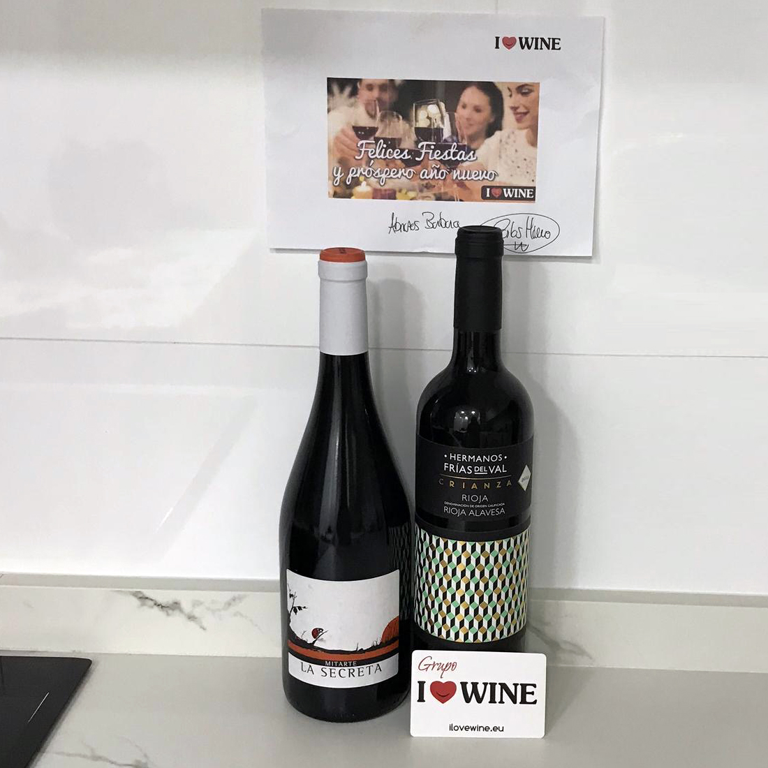 comaporter's tweet photo. .De lo mejor de la #Navidad, mi #ILOVEWINE ❤
Mil gracias @ilovewine_eu - @ILOVEWINE_es - @Carlos_Hierro
Son los mejores. El mejor servicio, con el mejor producto.
#100Recomendable #winelovers #VinoRioja #Calidad #FreeShipping #EnvioGratis https://t.co/3zjEDT0b4v