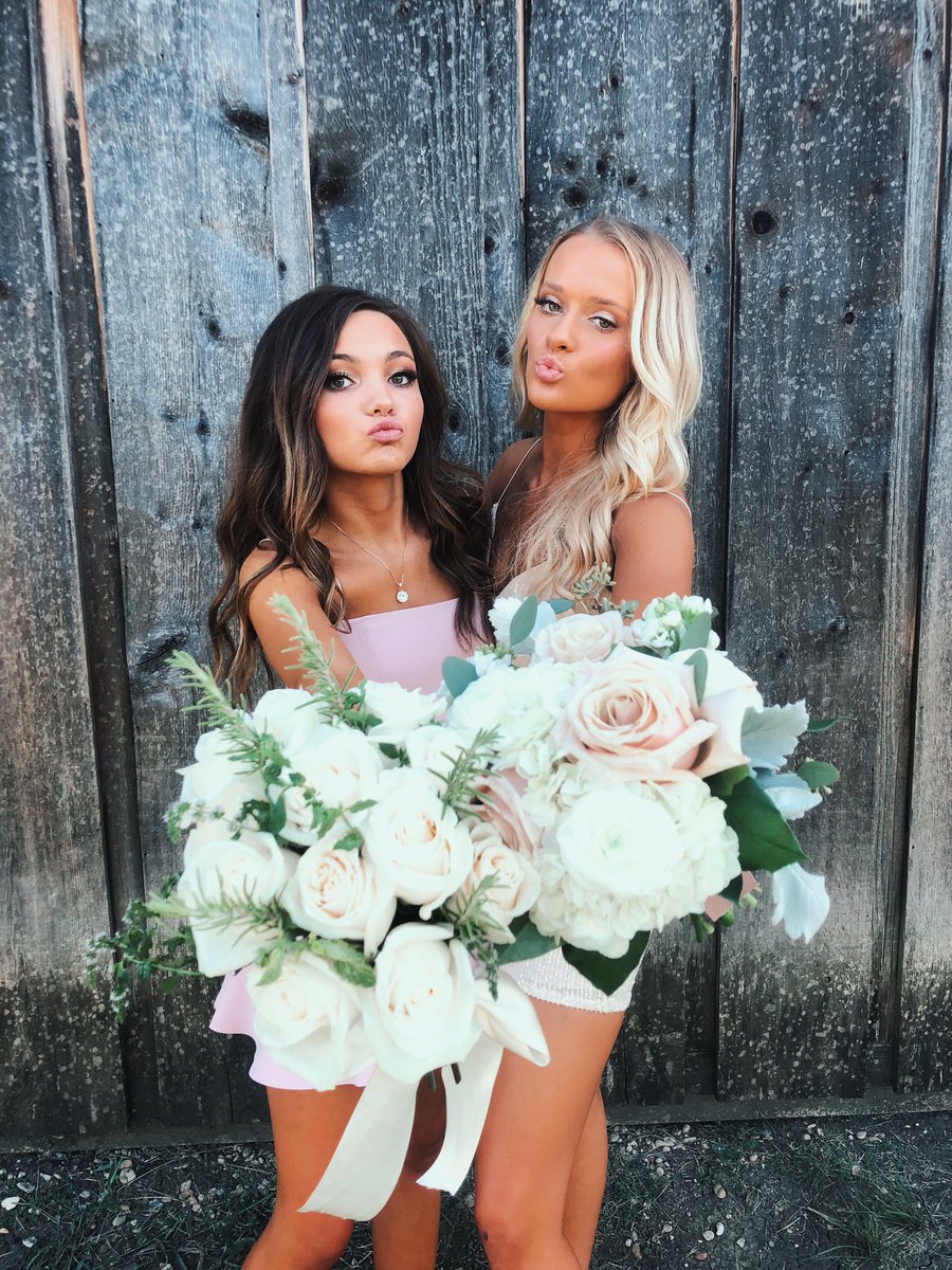 _jackiefarrar's tweet photo. HAPPY birthday mace!!! Can’t believe you’re ateTEIN🥺 Very blessed to have a friendship as long as ours! I hope you have all the good vibes today only😳🥳 I love you sm!!!💖 #skinny💅 https://t.co/wX8B5b5Isk