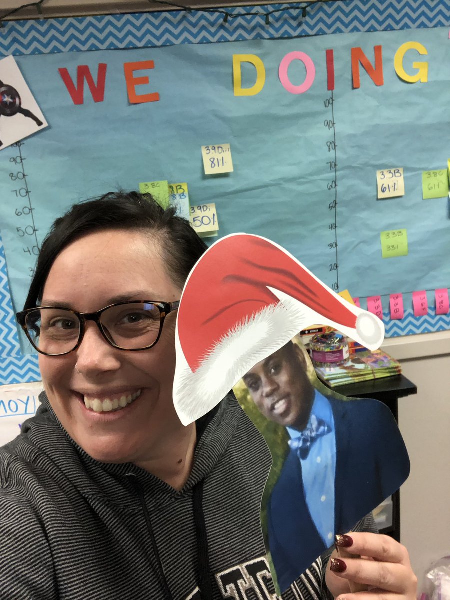 Alyssa Long (@amcdiffett) on Twitter photo Merry Christmas!  Everyone enjoy winter break! #SantaGoree Merry Christmas!  Everyone enjoy winter break! #SantaGoree