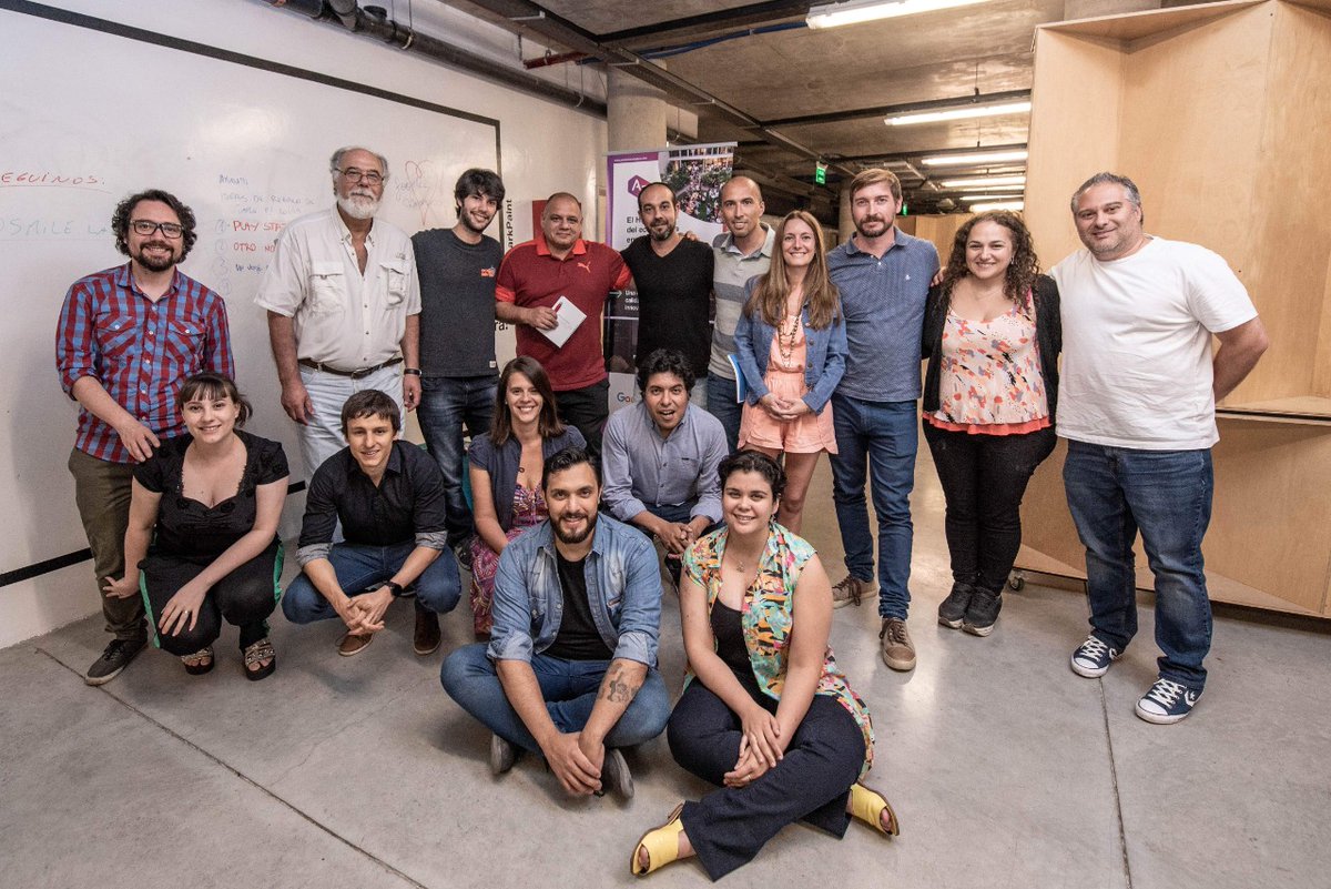 PaulaMonteleone's tweet photo. Orgullosos de cerrar el año festejando que 5 startups de @OpenFutureArg fueron seleccionadas por #ImpulsoStartup  @GoogleStartups by @areatres 
@Livet_App @Vitrinia_ar @somosklink @TUID @go4click 
@agrotondo @Vaninapozzi @marianobusti @javidisarg @NODOTECEMPRENDE 
@Cardozopablo2 https://t.co/eBStwrIG6v
